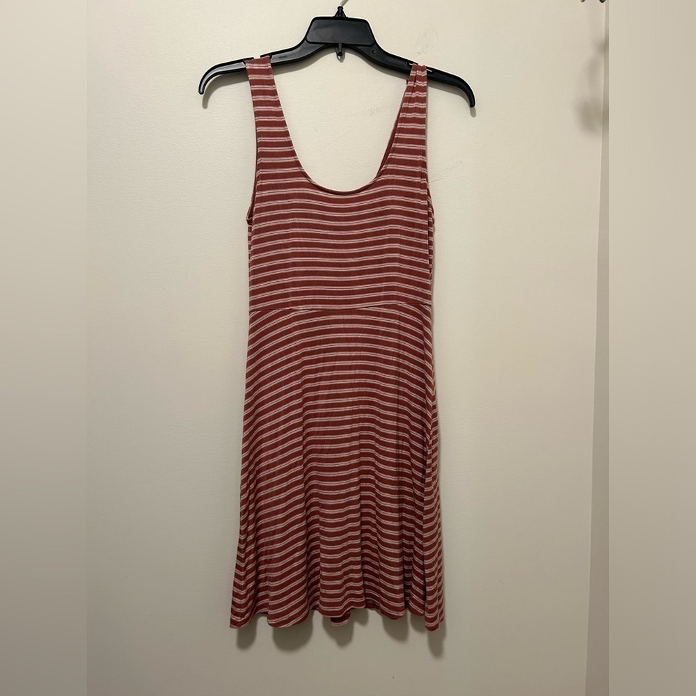 american eagle small red and white dress! - Picture 1 of 3
